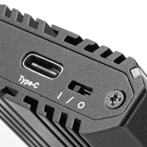 Silverstone USB-C 3.2 Gen2 10Gbps NVMe and SATA M.2 SSD RGB portable enclosure Silverstone USB-C 3.2 Gen2 10Gbps NVMe and SATA M.2 SSD RGB portable enclosure